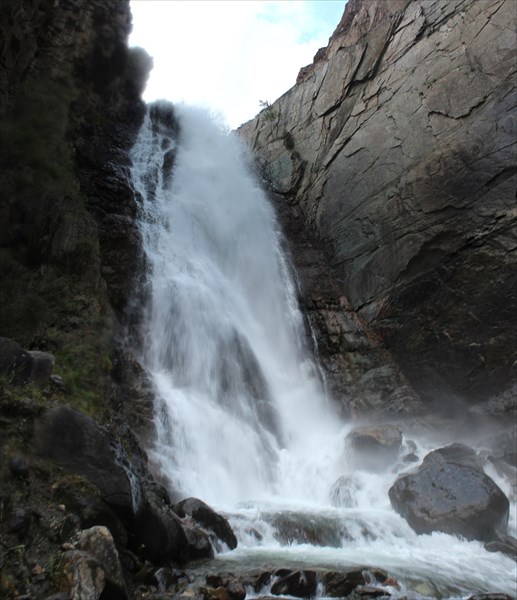 Нижний каскад водопада Кату-Ярык